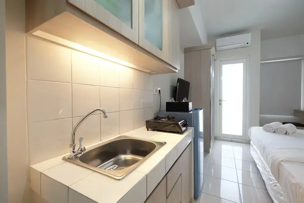 Бекаси: Minimalist Studio Room at The Springlake Apartment Sumarecon Bekasi