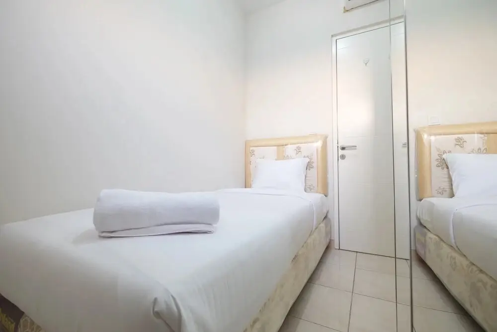 Бекаси: 3BR near Sumarecon Mall Bekasi at The Springlake Apartment
