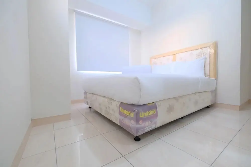 Бекаси: 3BR near Sumarecon Mall Bekasi at The Springlake Apartment