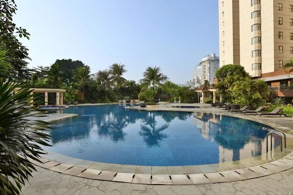 Джакарта: Strategic 3BR Apt at Sudirman Tower Condominuim