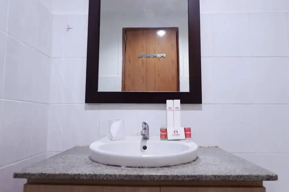 Джакарта: 3Br Casablanca Mansion Apartment Near Kokas By Travelio