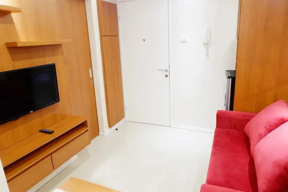 Джакарта: Cozy 2BR Bassura Apartment near Mall Bassura City