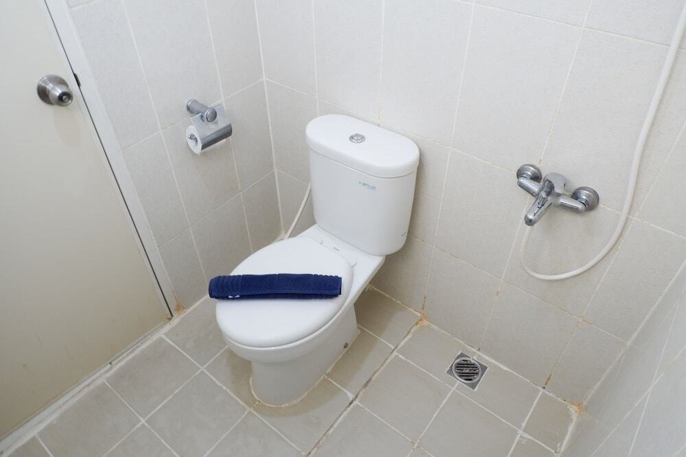 Сурабая: Elegant 2BR Apartment near to East Coast Center at Educity Pakuwon