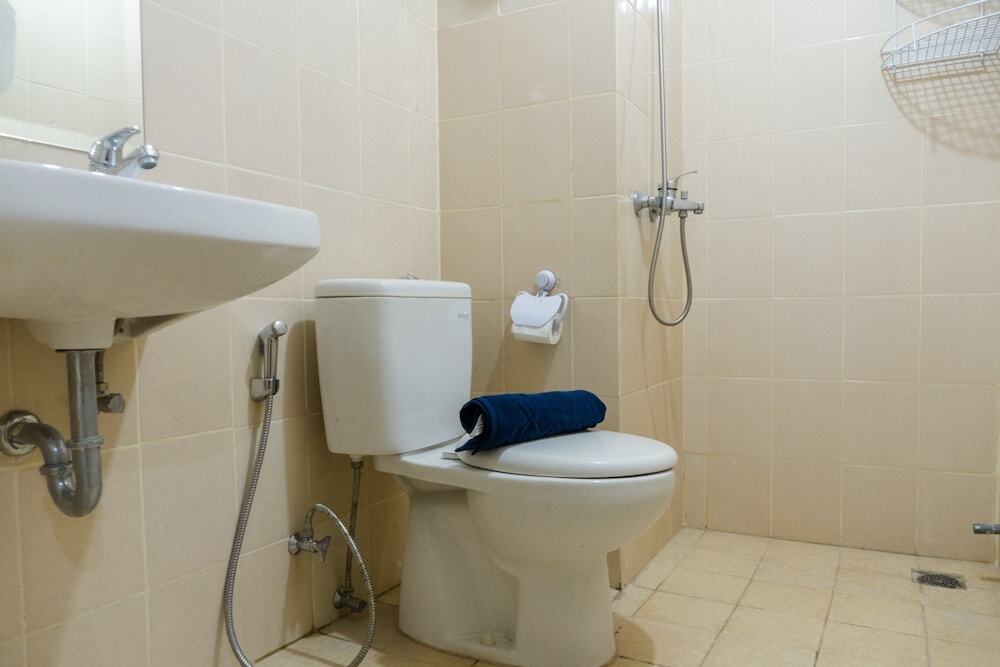 Бандунг: Minimalist 2BR Apartment at Parahyangan Residence