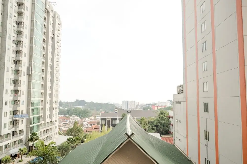 Modest 2BR Apartment at Galeri Ciumbuleuit 2 — фото 1