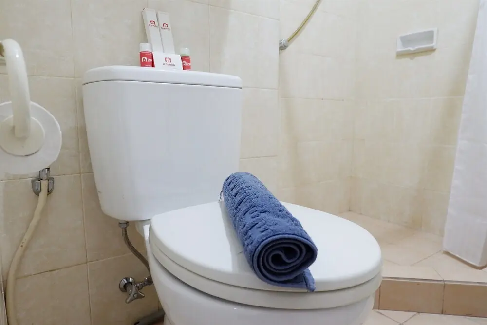 Джакарта: 1BR City View Apartment at Cosmo Mansion