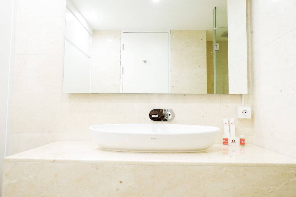 Джакарта: Spacious 2Br Apartment At Satu8 Residence