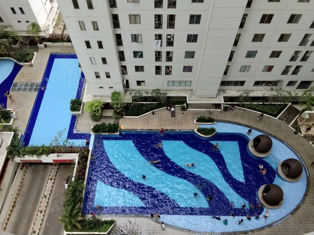 Джакарта: 1BR with Sofa Bed at Bassura City Apartment