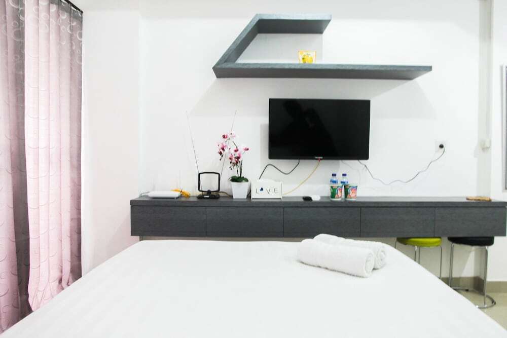 Тангеранг: Comfortable Studio Room Poris 88 Apartment Near Bale Kota Mall