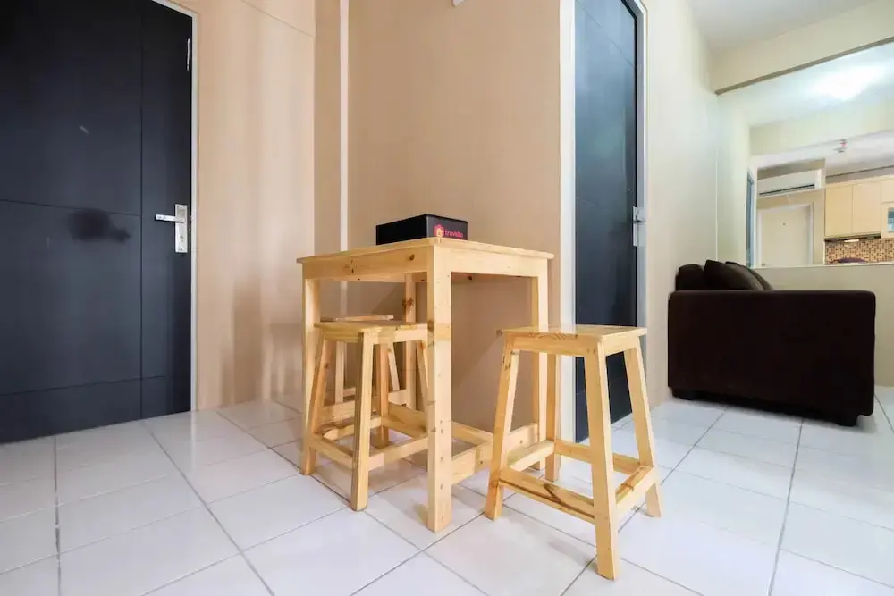Джакарта: Simple 2BR Pancoran Riverside Apartment