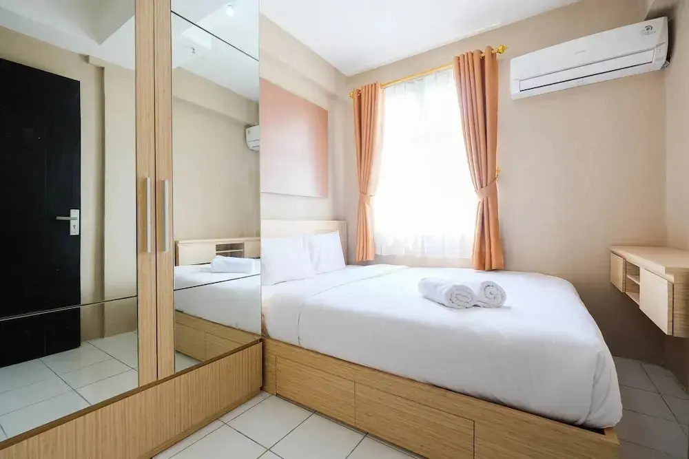 Джакарта: Simple 2BR Pancoran Riverside Apartment