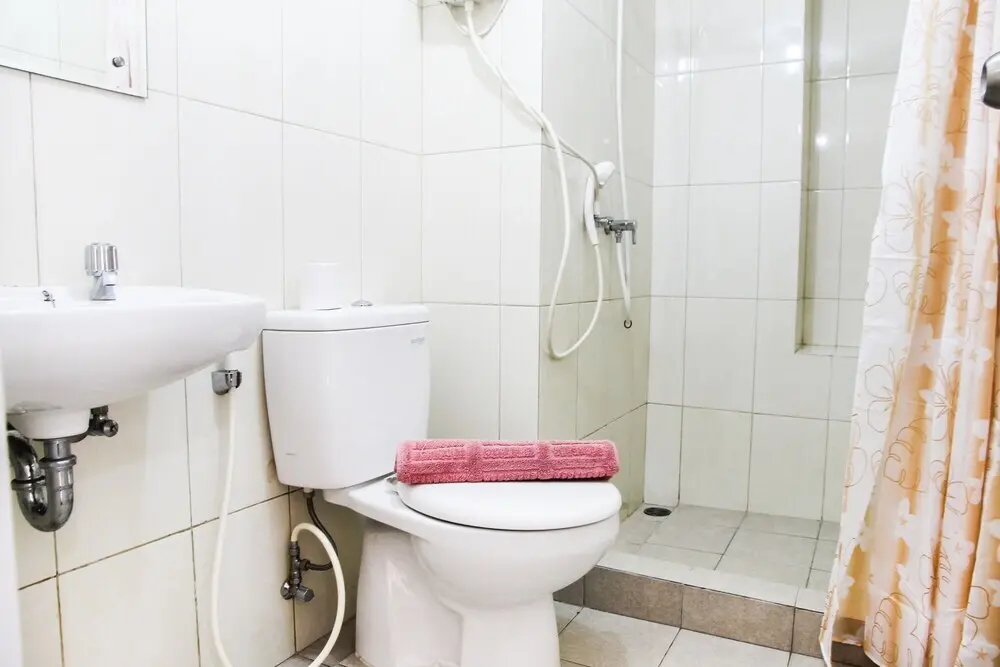 Бекаси: Homey 3BR Springlake Summarecon Apartment Bekasi