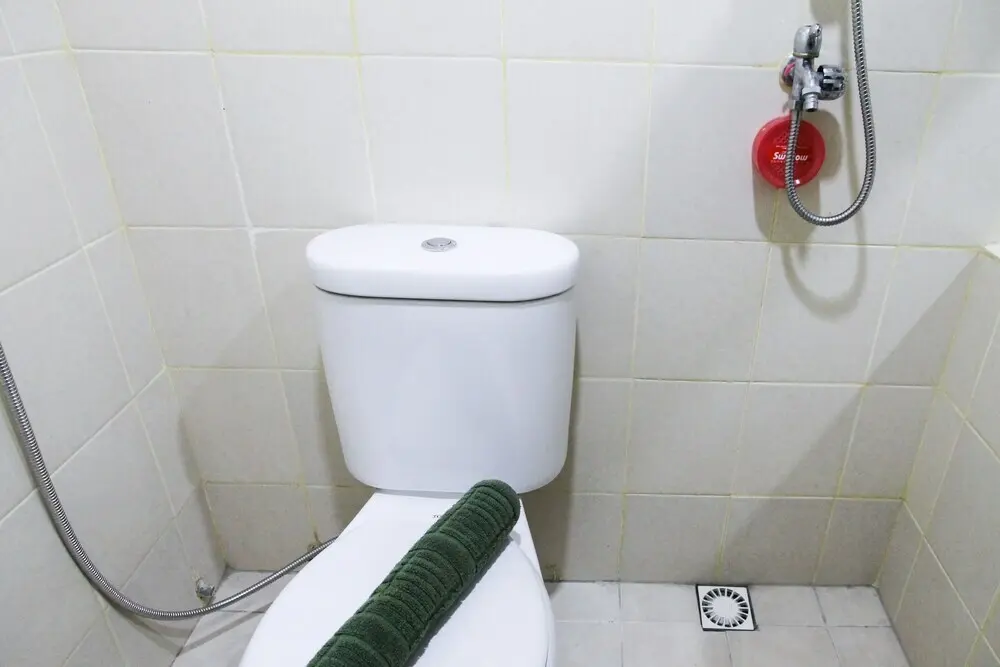 Джакарта: Modern 2BR Green Palace Kalibata City Apartment