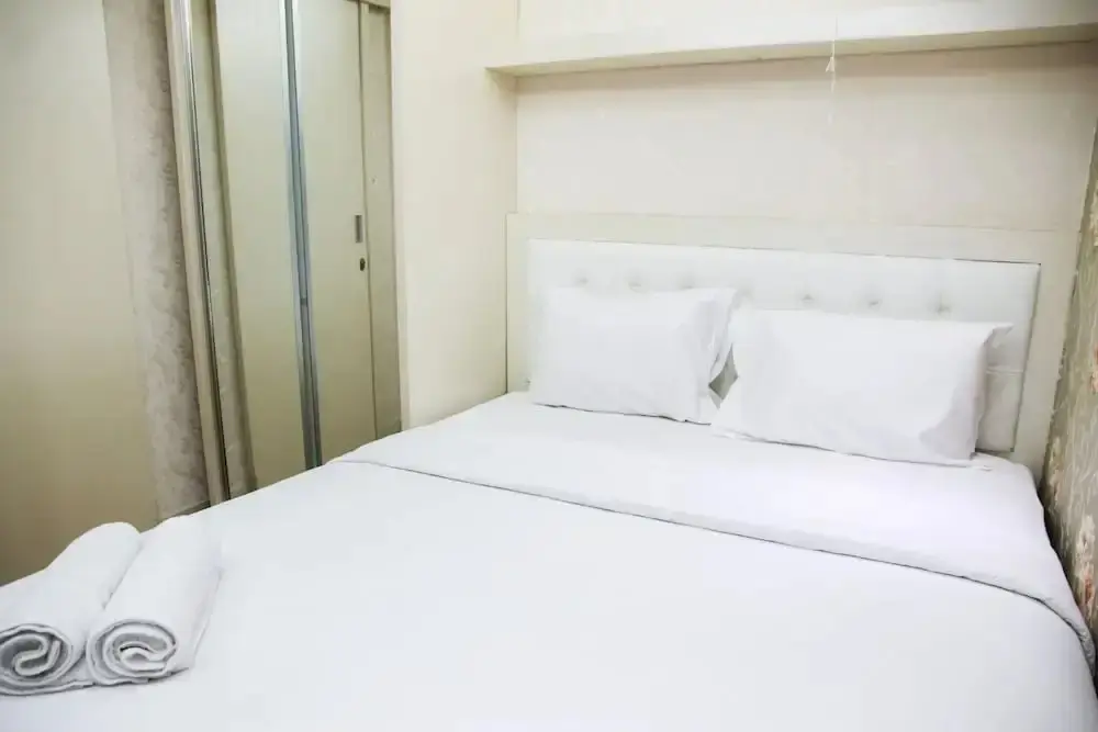 Джакарта: Modern 2BR Green Palace Kalibata City Apartment