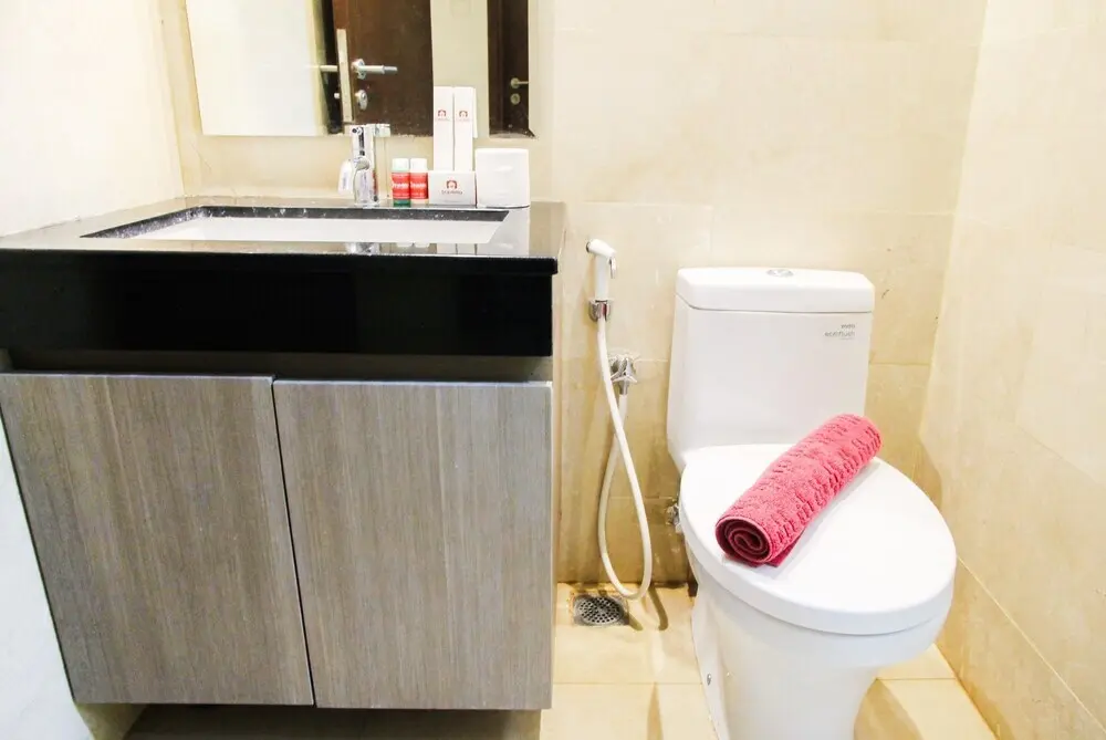 Джакарта: Minimalist New Furnish 2BR L'avenue Apartment near Tebet
