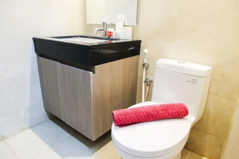 Джакарта: Minimalist New Furnish 2BR L'avenue Apartment near Tebet