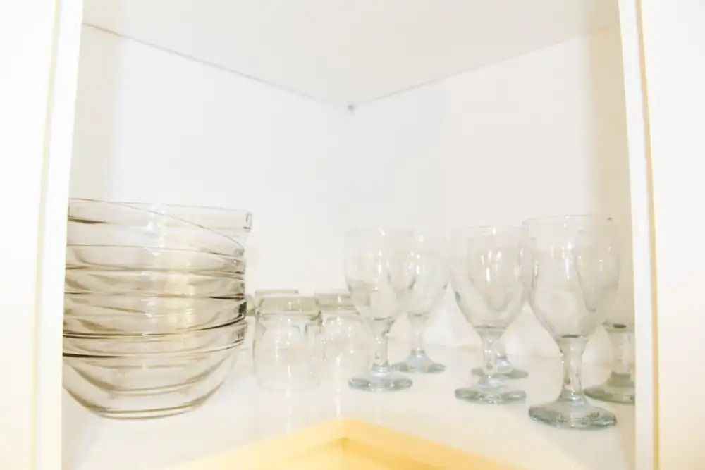 Джакарта: Minimalist New Furnish 2BR L'avenue Apartment near Tebet