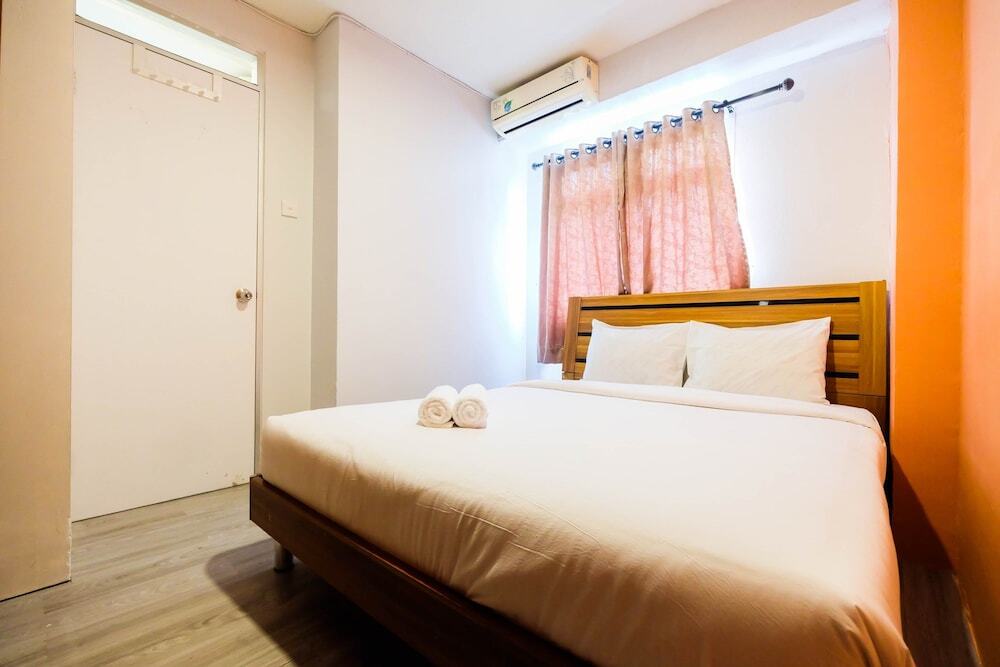 Джакарта: Simple Budget 2BR Gading Nias Residence Apartment