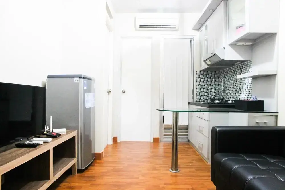 Full Parquet 2BR Kalibata City Apartment — фото 1