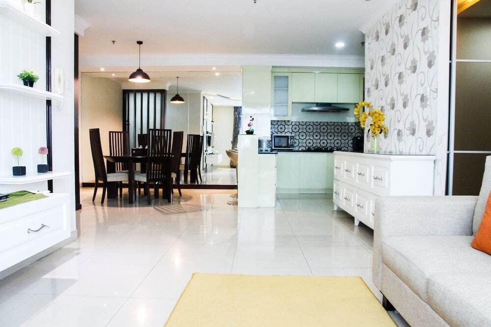 Джакарта: Modern Design 3br Hampton'S Park Apartment Near Cilandak