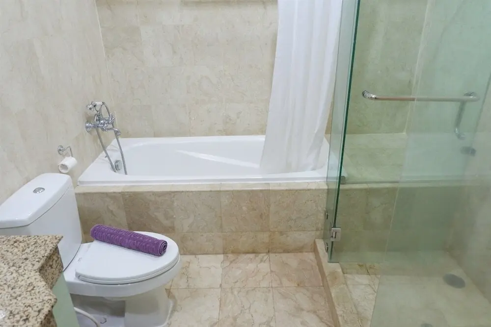 Джакарта: Luxury 2br the Bellezza Apartment with City View