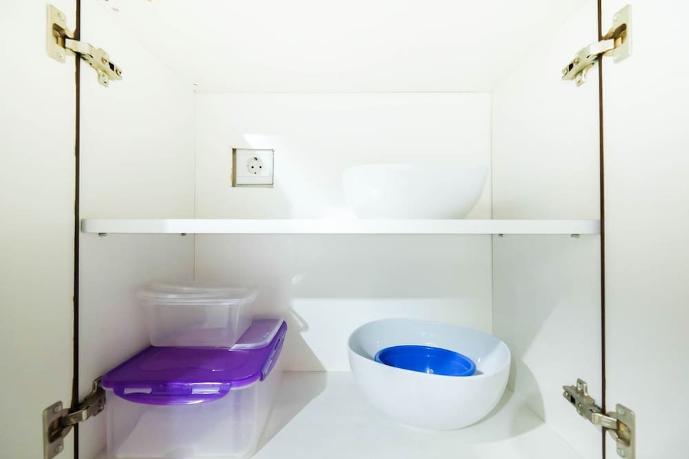 Джакарта: Luxurious Furnished 2BR Kemang Village Apartment