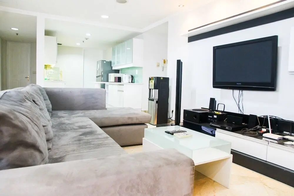 Джакарта: Best Spacious 3BR Park Royale Apartment