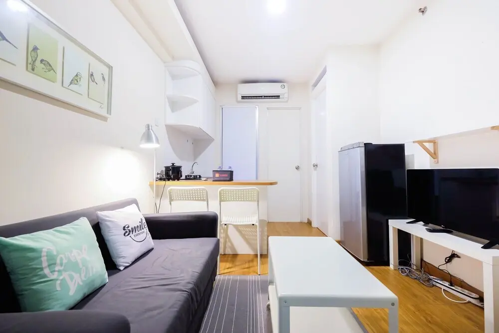Джакарта: Modern 2BR Kalibata City Apartment