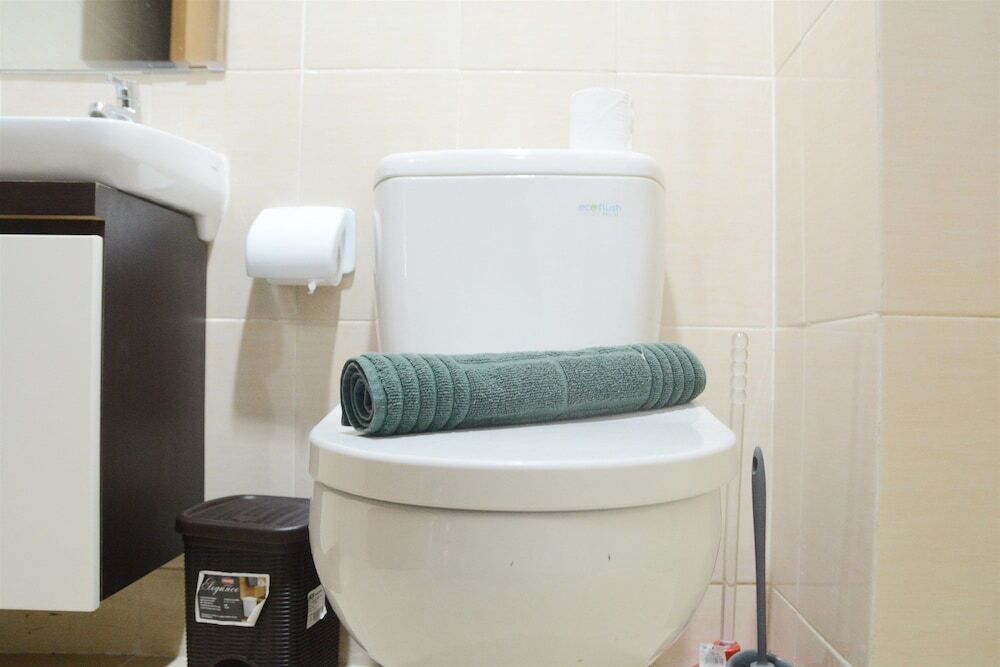 Чикаранг: New Furnish 1BR Apartment The Oasis near Lippo Cikarang