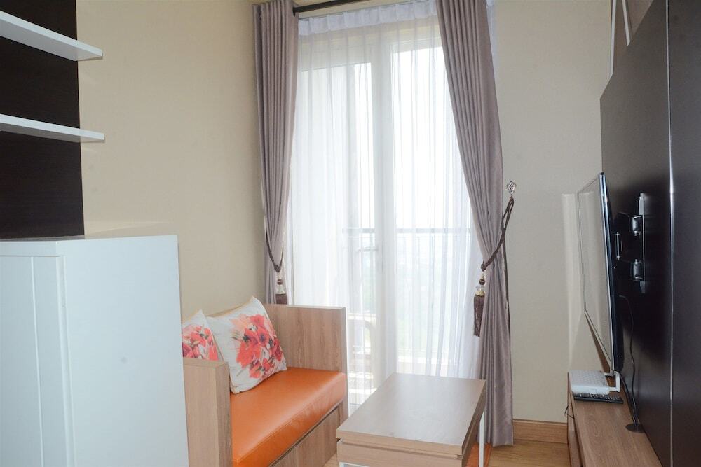 Чикаранг: New Furnish 1BR Apartment The Oasis near Lippo Cikarang
