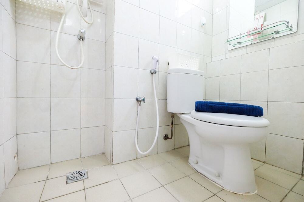 Джакарта: Good View 2br Bintaro Park View Apartment