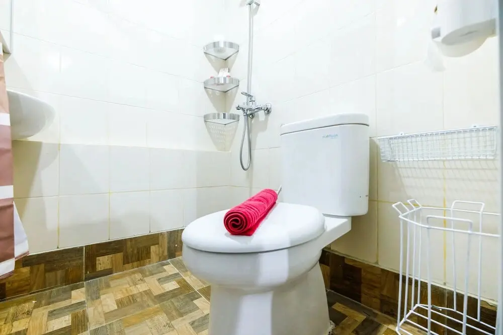 Джакарта: Classic 2BR Bassura City Apartment