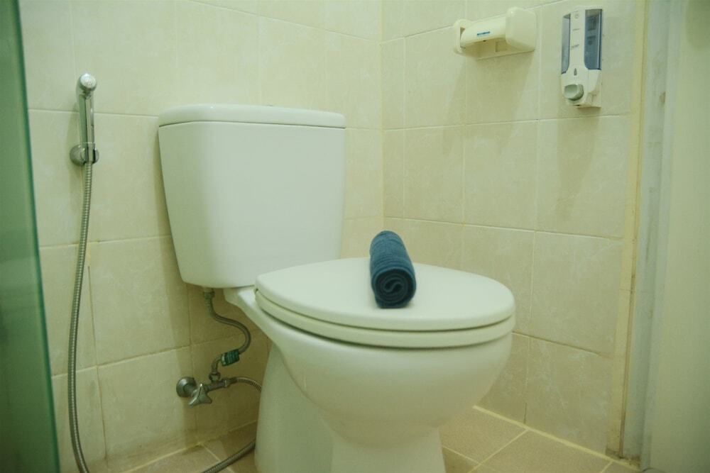 Джакарта: Near Shopping Center 1BR Cosmo Residence Apartmen