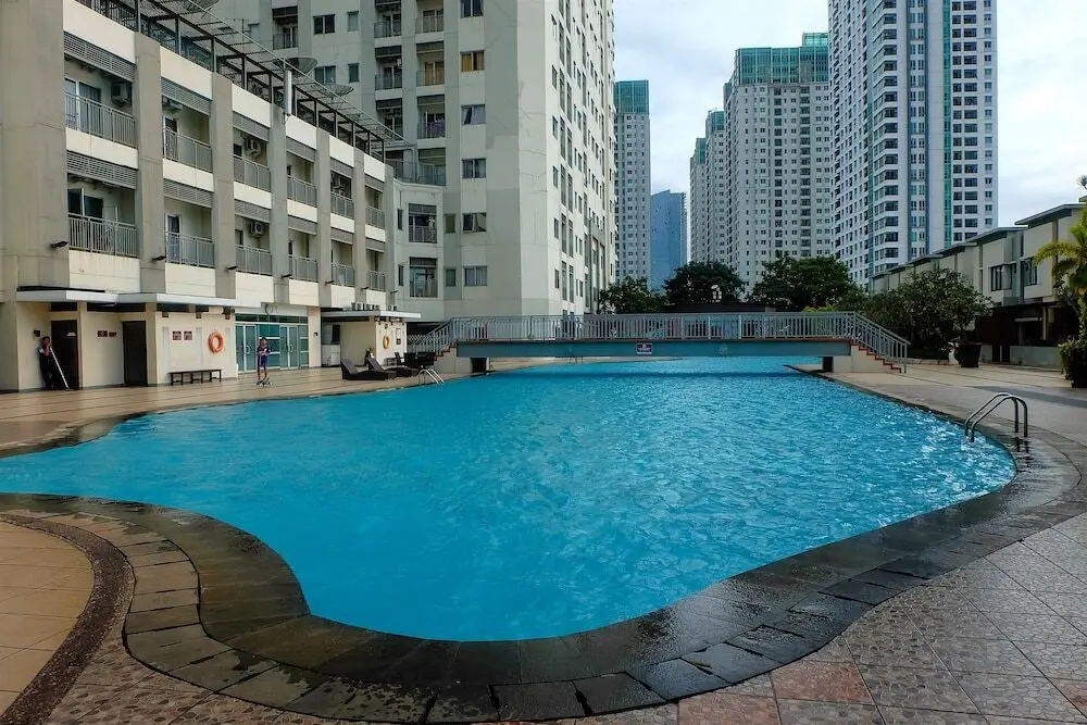 Джакарта: Near Shopping Center 1BR Cosmo Residence Apartmen