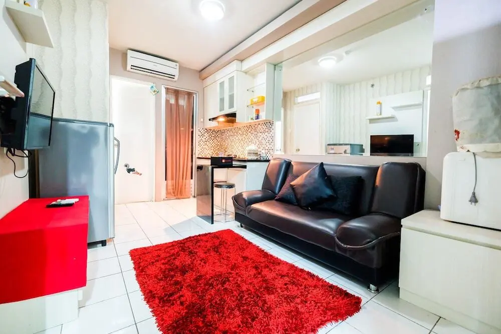 Джакарта: Homey 2BR Kalibata City Apartment