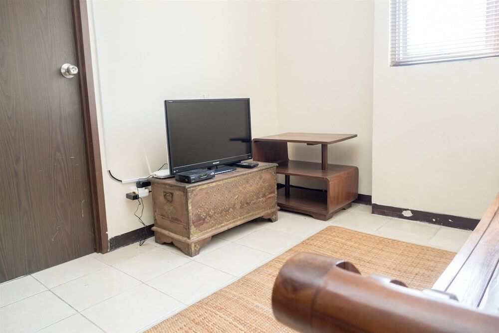Бандунг: Ethnic and Comfy 2Br the Suites Metro Apartment