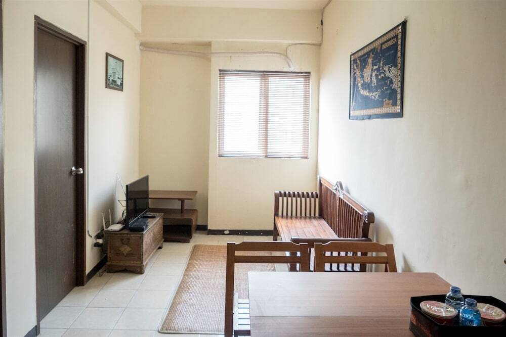 Бандунг: Ethnic and Comfy 2Br the Suites Metro Apartment