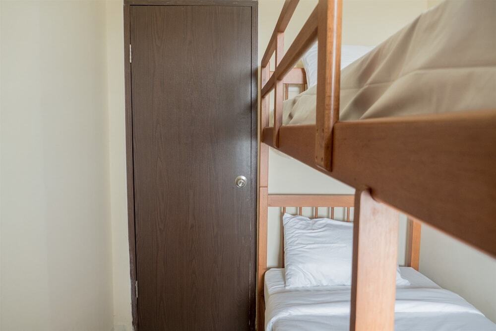 Бандунг: Ethnic and Homey 2BR The Suites Apartment