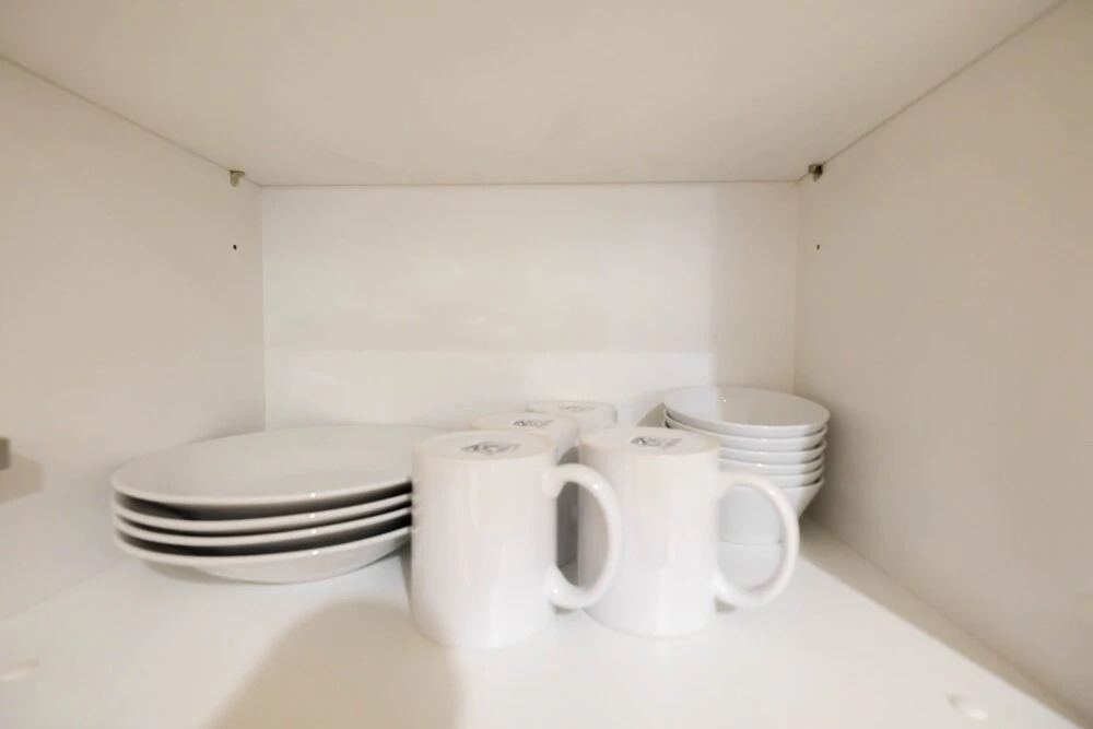 Джакарта: 2BR Cozy and Modern L'Avenue Apartment