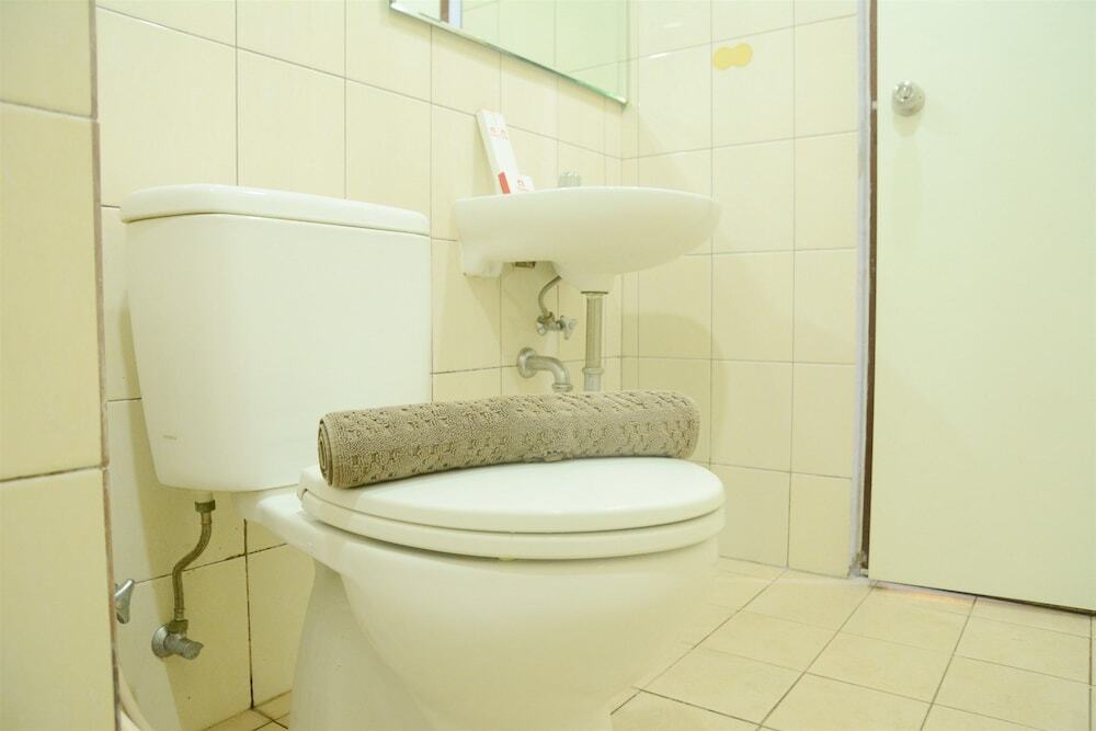 Джакарта: Beautiful City View 2Br Royal Mediterania Garden Residence Near Central Park Mall