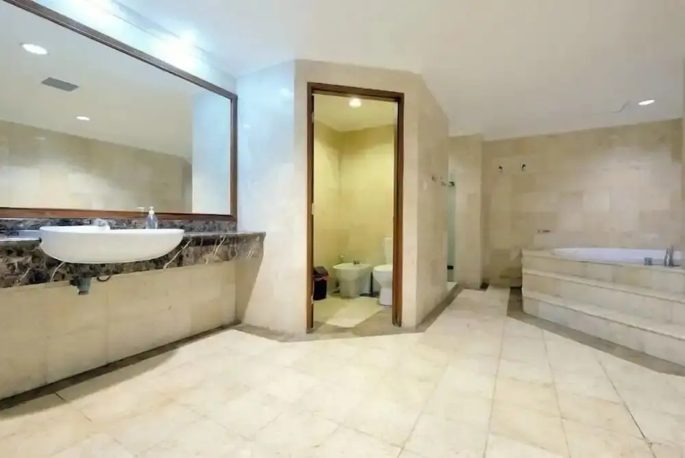 Джакарта: 4BR Cozy Tropical Retreat Penthouse