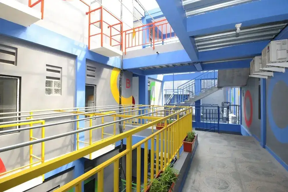 Бекаси: Airy Eco Kalimalang Kh Noer Ali Bekasi
