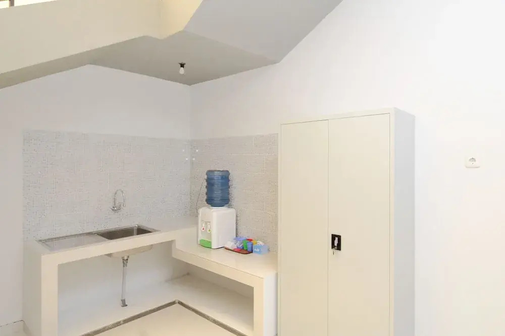 Сурабая: Airy Eco Syariah Gubeng Pucang Anom Lima 48 Surabaya