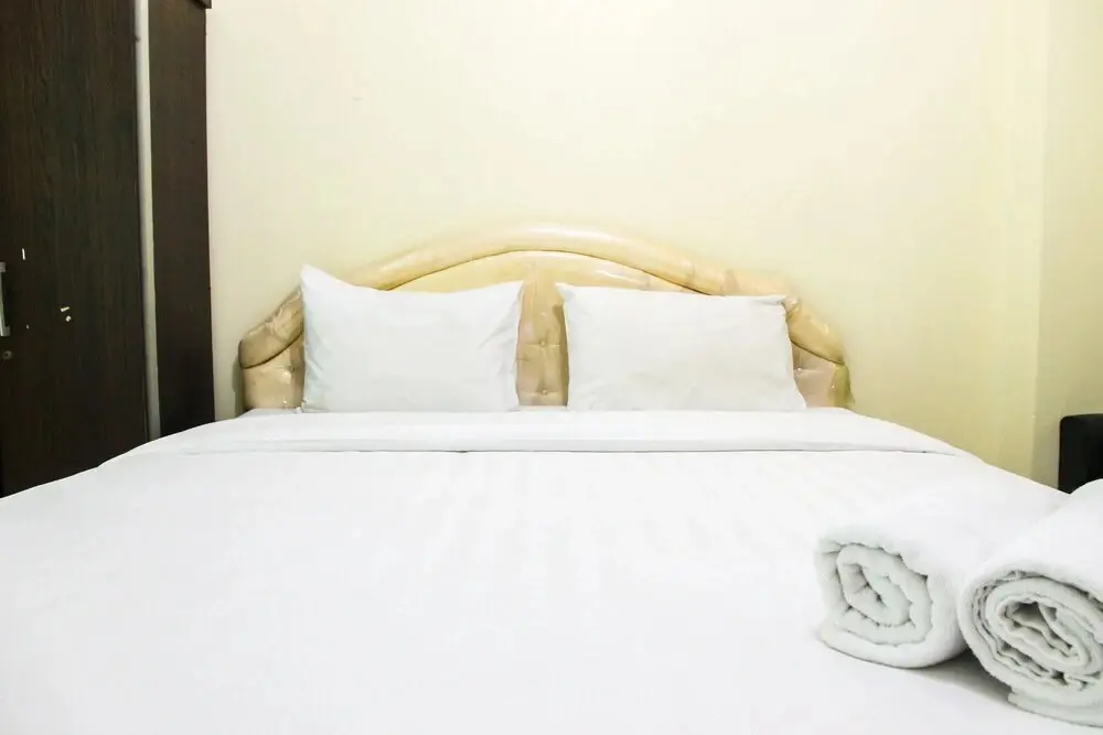 Джакарта: Simply Studio At Green Park View Apartment