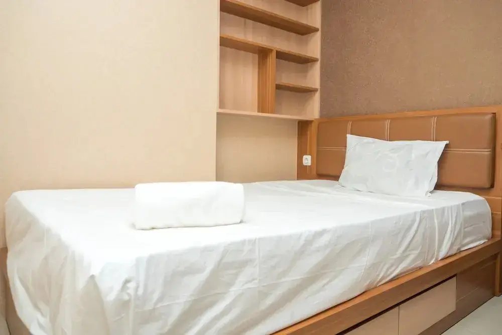 Бандунг: 3BR with Sofa bed at Gateway Pasteur Apartment