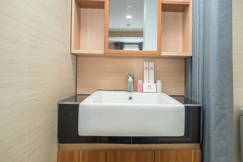 Бандунг: 3BR with Sofa bed at Gateway Pasteur Apartment