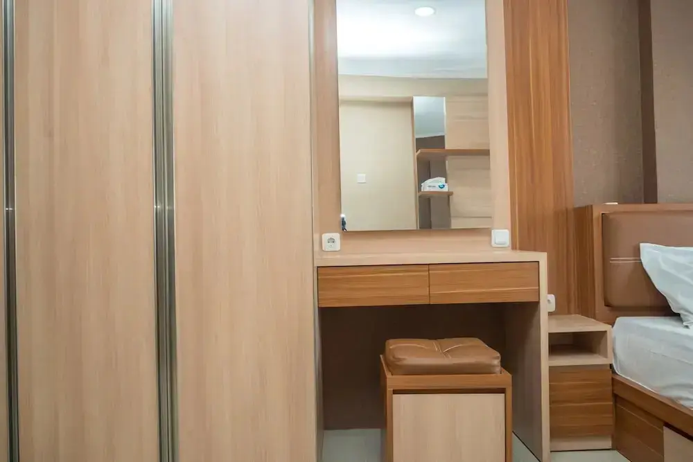 Бандунг: 3BR with Sofa bed at Gateway Pasteur Apartment