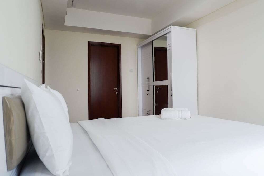 Сурабая: Deluxe 2BR Apartment at Grand Sungkono Lagoon