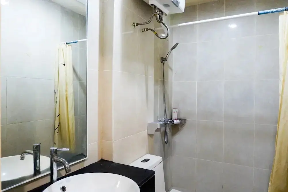 Сурабая: Strategic 2BR Apartment at Trillium Residence