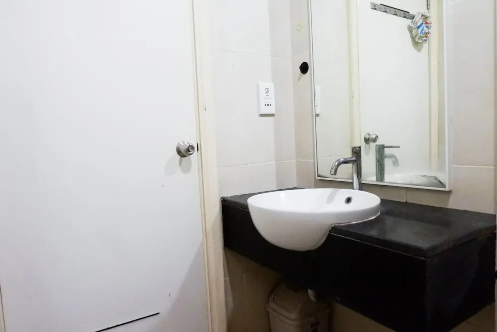 Сурабая: Strategic 2BR Apartment at Trillium Residence